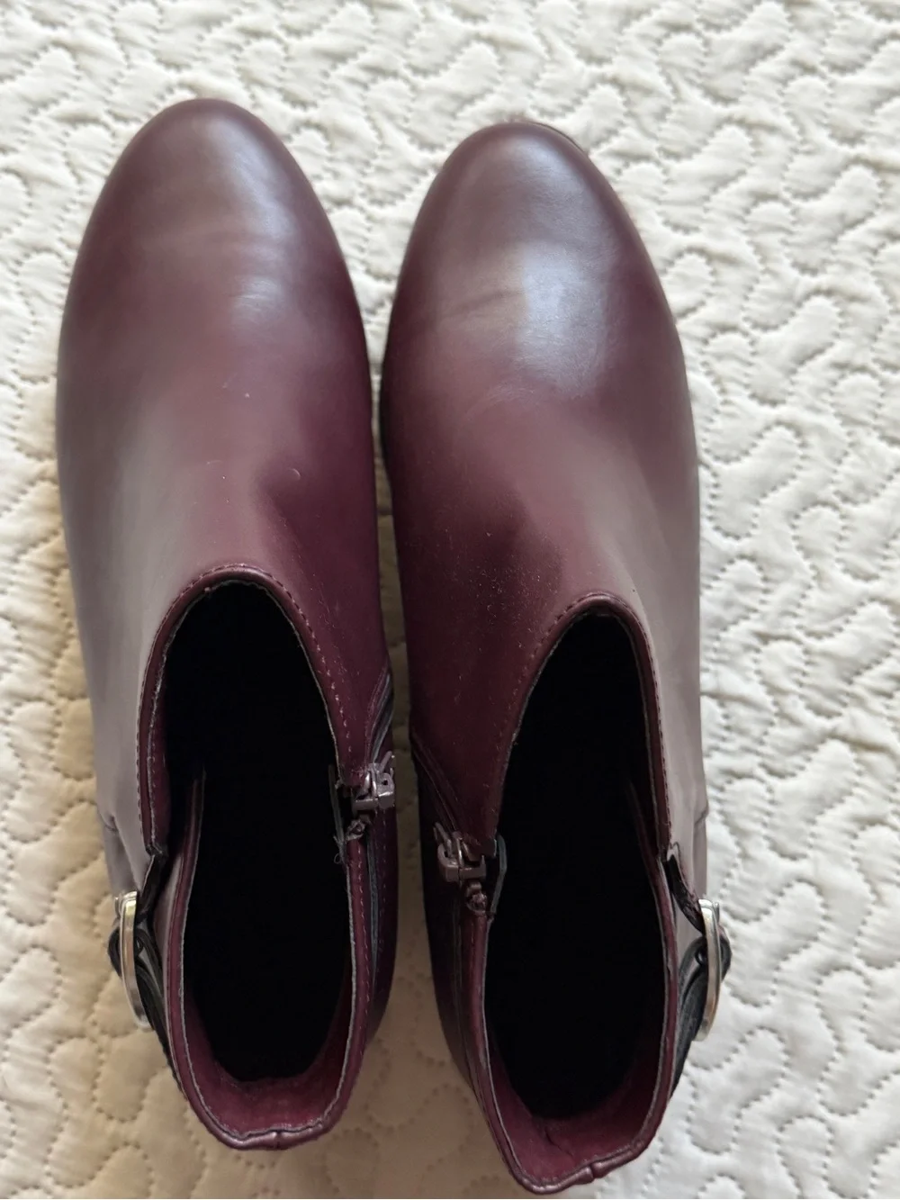 St. John’s Bay Rayford Dark Wine Ankle Boots Size 9.5W NWOT